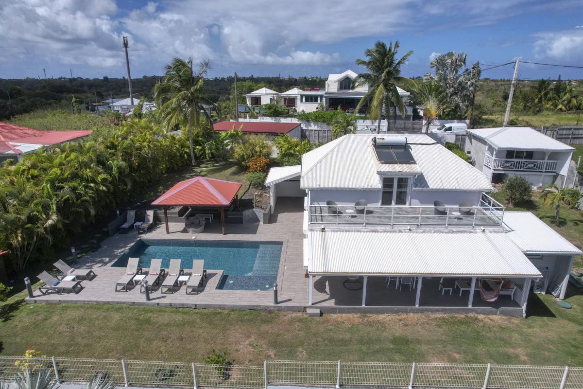 44.Location villa piscine vue mer Saint François Guadeloupe_Ensemble
